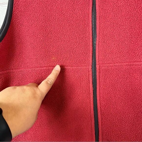 L.L. Bean Womens Fleece Vest Pink Zip Front Sleeveless size large - Picture 3 of 8